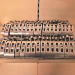 Screenshot 2026-06-20 at 19-25-48 ≥ 16x CLF _ CLS Heavy Duty Clamp Max. 200kg — Licht en Laser — Marktplaats