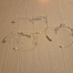 3 x Shure headsets huidkleurig