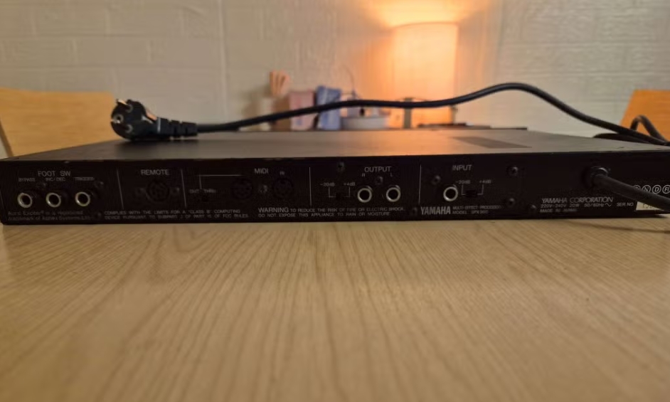 Yamaha SPX900 (2e hands) - Afbeelding 4