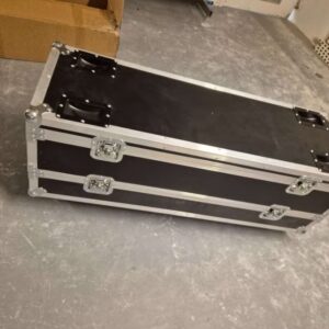 Led barren flightcase ruimte voor 8 stuks (B-Stock)