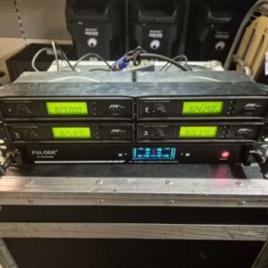 4 kanaals JTS microfoon systeem (headsets) incl vlaggen (2e hands)