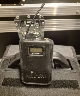 Monacor MA-705 accu speaker (2e hands) - Afbeelding 3